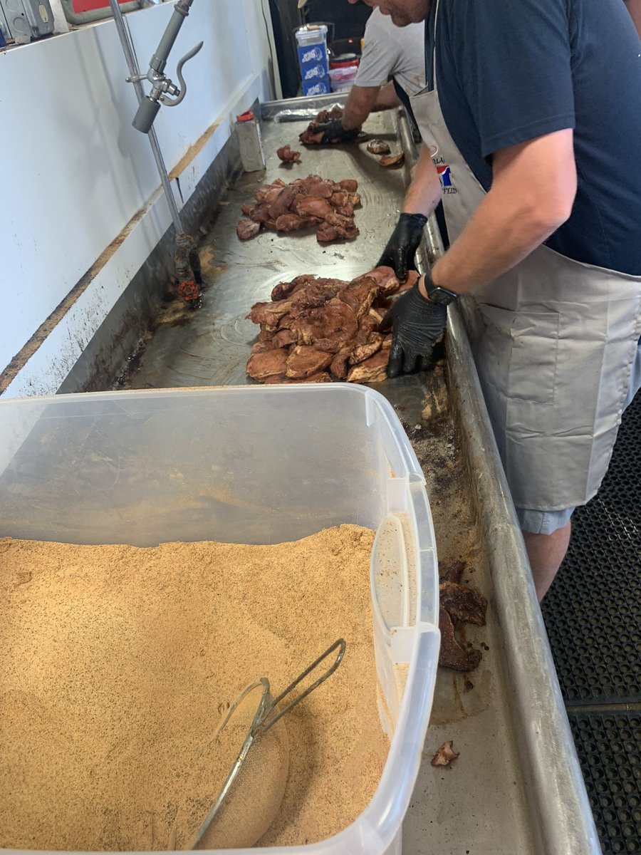 lathemfarms's tweet photo. 3800 lbs of hand cut &amp; seasoned pork chops. Friday 4pm feed. #XIT #pork #xitrodeo https://t.co/QYDe8hZA2z