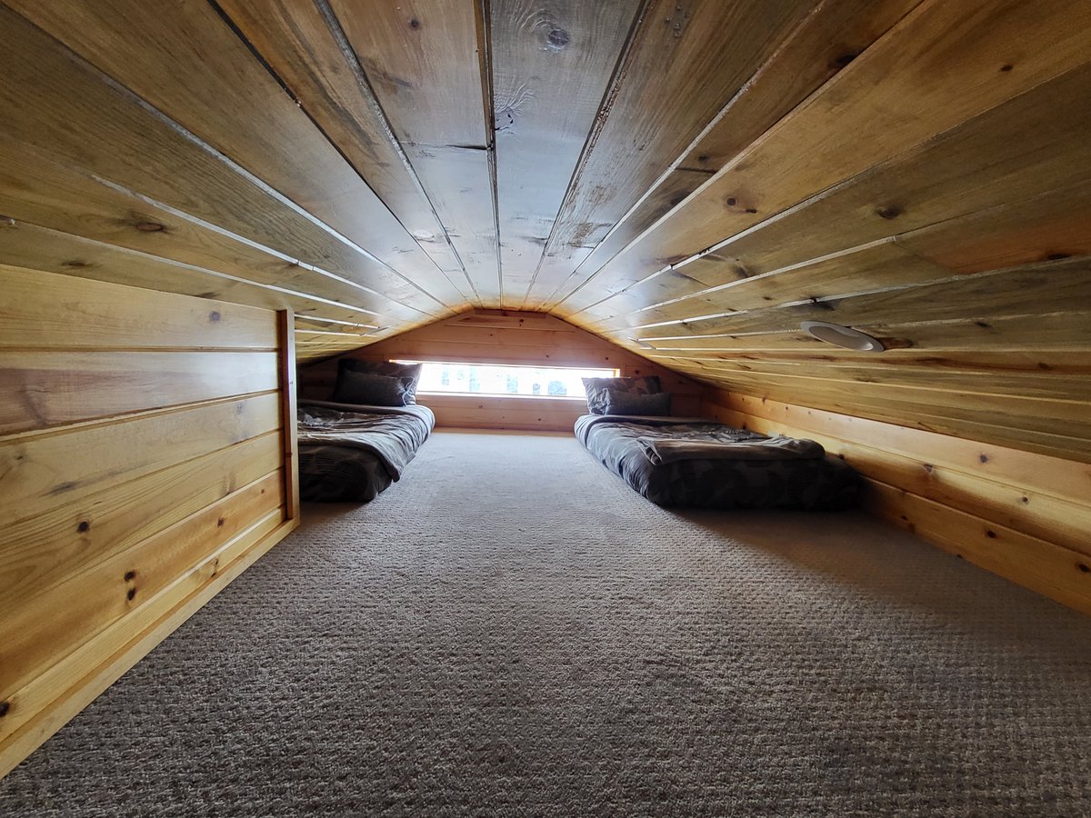 JunctionWestRV's tweet photo. Deluxe Cabin https://t.co/hDm84kXdbZ