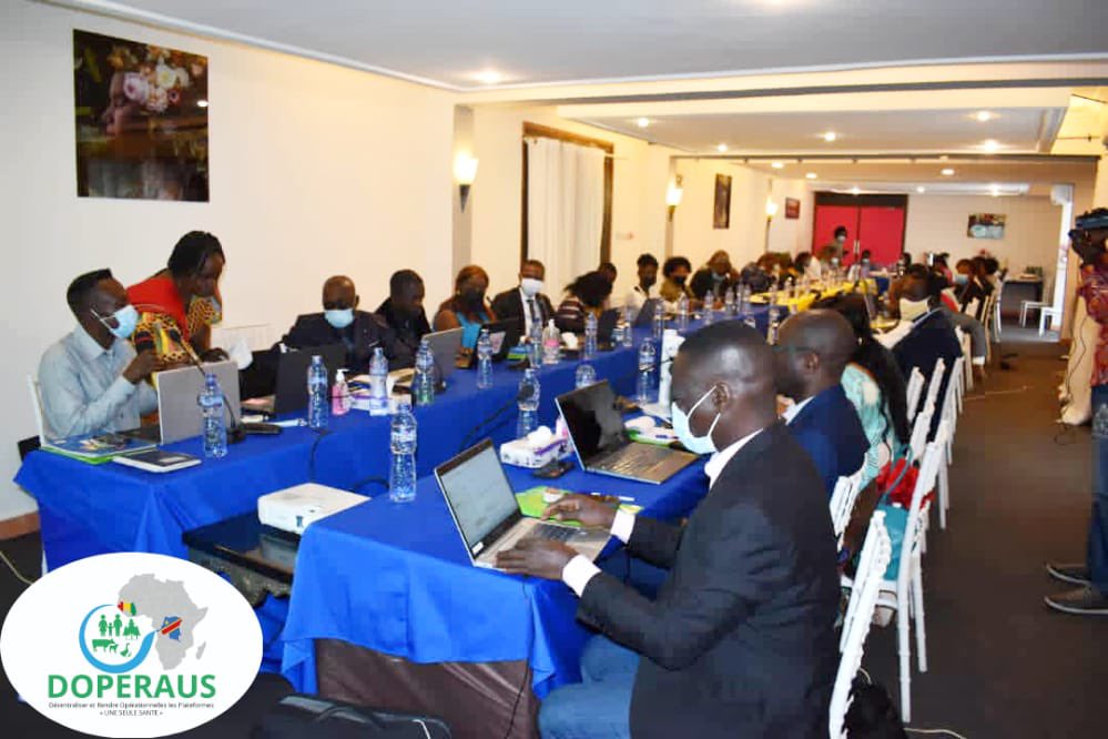 CIGERSOfficiel's tweet photo. 🇫🇷L'equipe Communication DOPERAUS représente le projet lors de la reunion de la Taskforce multisectorielle Communication organisée à Léon Hôtel le 28 Juillet 2022/Kinshasa Gombe. https://t.co/Xg58w2S1vp