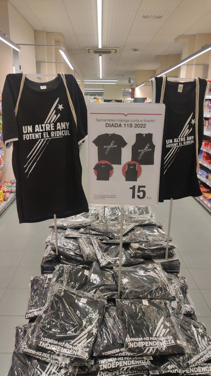 <a href="/el_melenas70/">𝕰𝖑 𝕸𝖊𝖑𝖊𝖓𝖆𝖘 4.0 🤟🏼</a> El primer diseño era este, pero el Pesarrodona decidió no ser tan explícitos con el mensaje😌