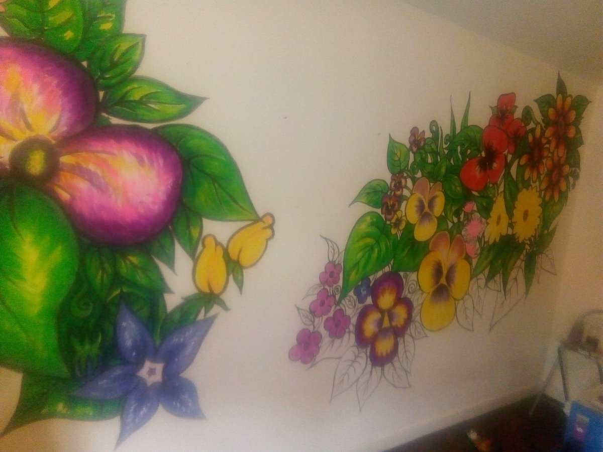 KerriDobie's tweet photo. In Progress 👁️🌘❤️ https://t.co/KpGeCbqmws
