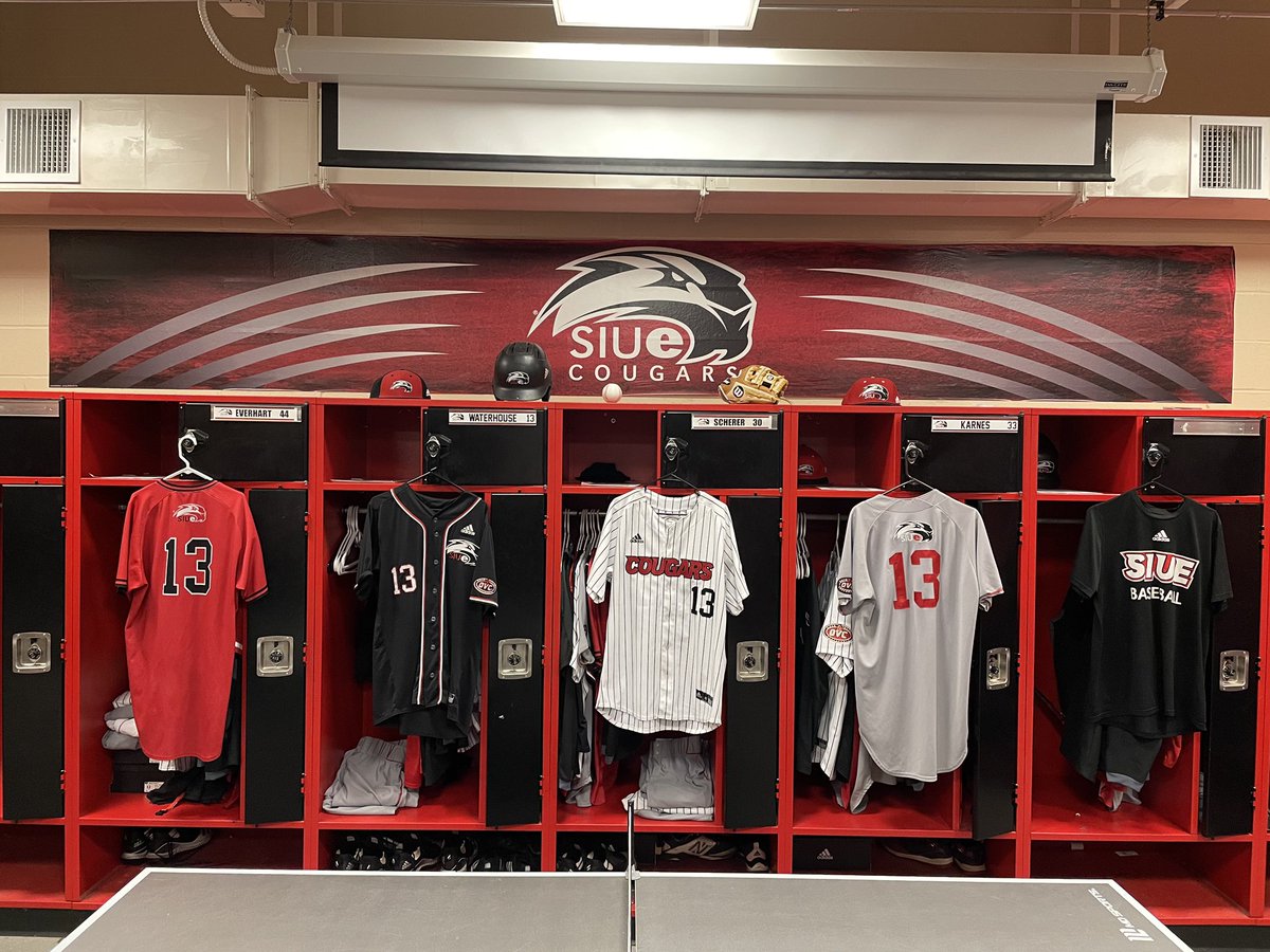 KampfJake's tweet photo. I’m excited to announce that I will be continuing my academic and athletic career at Southern Illinois University- Edwardsville. Thank you to all the family, teammates, coaches, and friends that have gotten me to this point. @SIUEBaseball @HCC_Hawks @PorterBaseball https://t.co/pSPjRhbgxr