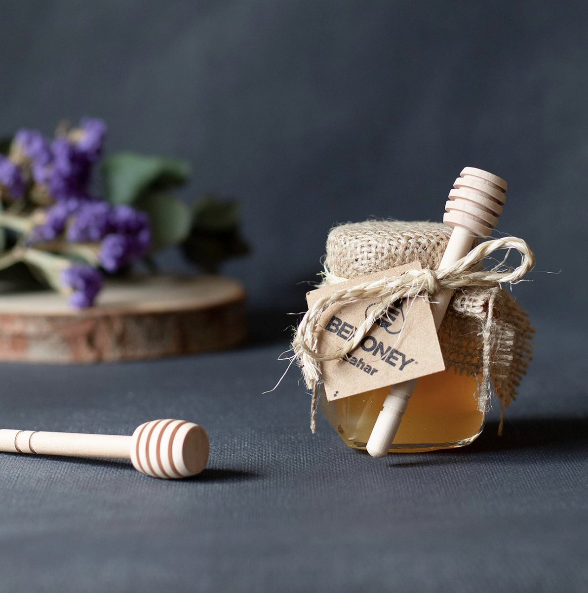 Sorprende a tus invitados con regalos para derretirse 😋 Como nuestra miel #BeHoney 🍯 ¡Descubre más en behoney.es!