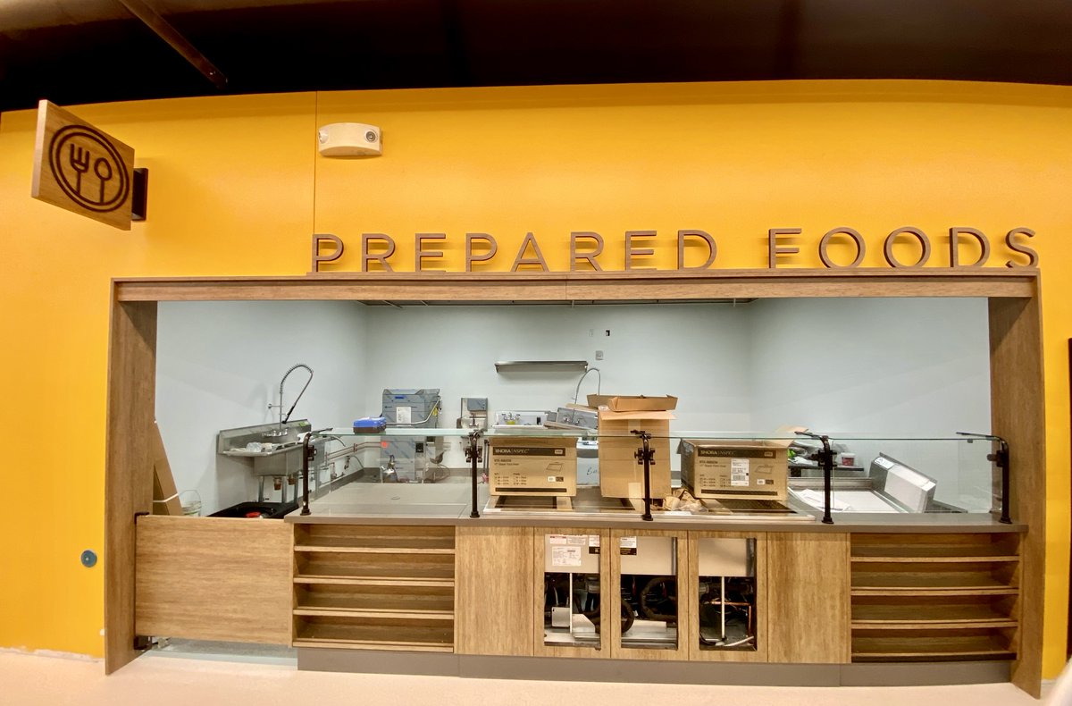 VCU_Dining's tweet photo. Sneak peek of Ram City Market, opening this fall!
Our new on-campus grocery store will be a one-stop shop for groceries๐, to-go food๐ฑ, coffeeโ๏ธ, produce๐ฅ & more! Located at 912 West Grace Street. Stay tuned for grand opening details! #VCU #VCURams #VCURamily #VCUStudents https://t.co/Wyfb7eDjf6