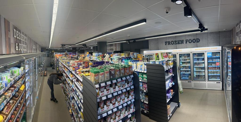 Lee-anne Evans tweet media