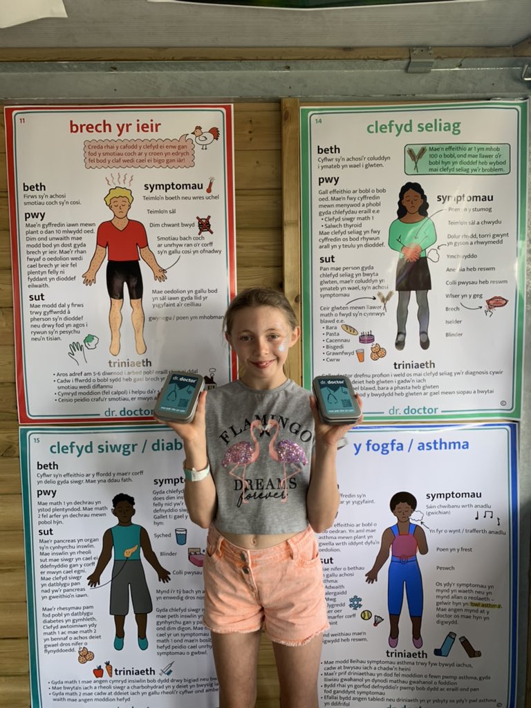 Copi o <a href="/drdoctor_cymru/">dr.doctor</a> ar y ffordd i Ysgol @LoginFach!! Dr y dyfodol ar ein dwylo yn fan hyn!!
