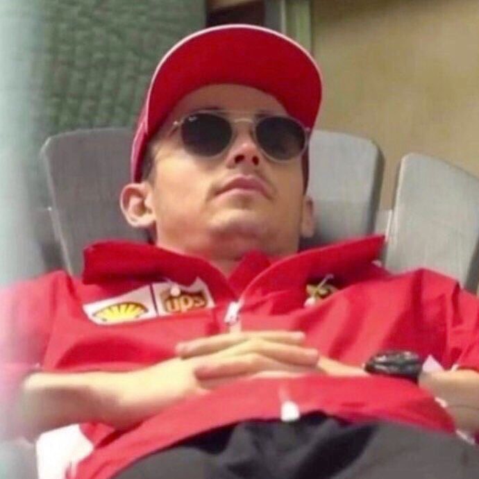 DanniMendiola's tweet photo. Paro veraniego #F1

Expectativa:                        Realidad: https://t.co/wCyKoqcITO