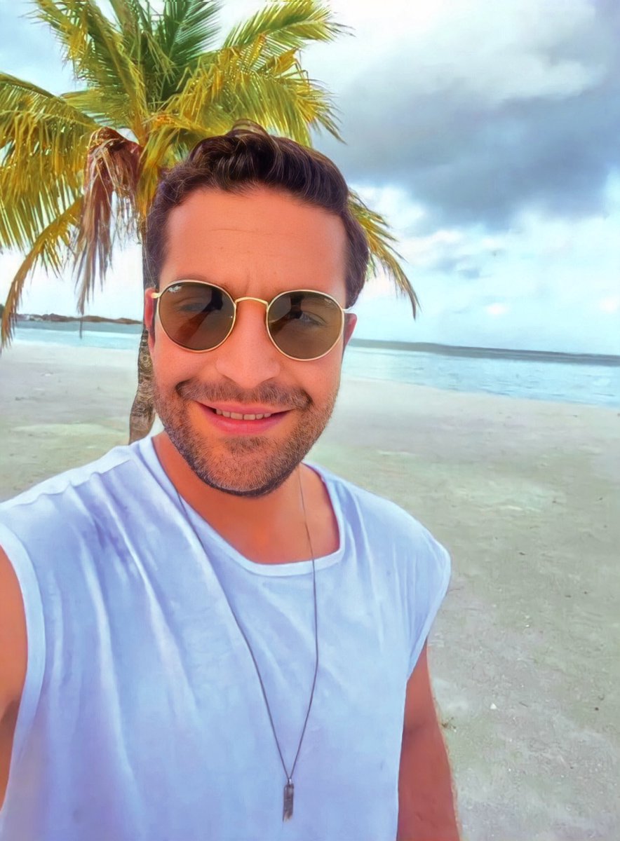 CihatSuvariPics's tweet image. #CihatSüvarioğlu • @CihatSuvarioglu