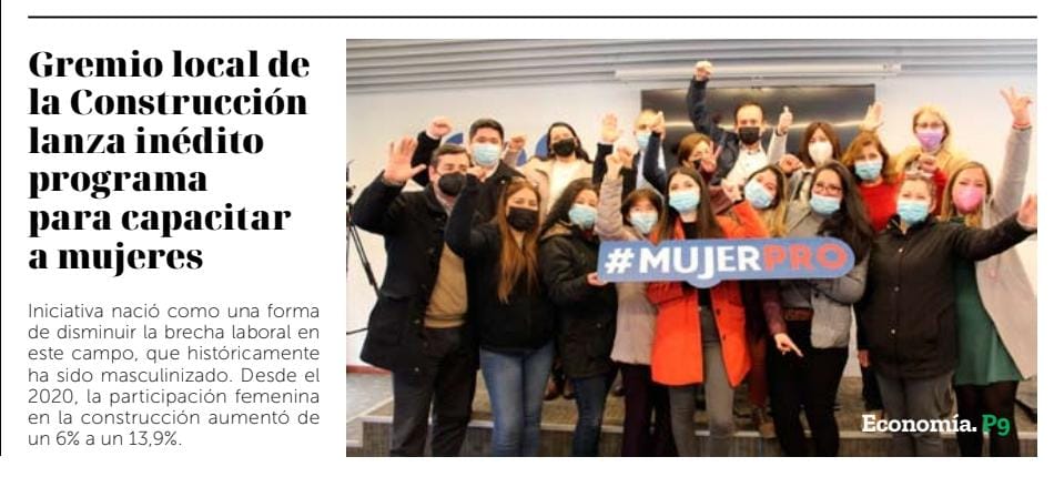 MMEG_Nuble's tweet photo. 🗞️📰👏🏻Diario @ladiscusioncl destaca a primeras 15 mujeres👷🏻‍♀️que serán capacitadas por @CChCChillan a través del Proyecto #MujerPro a cuyo lanzamiento asistió Seremi (s) @NicolUlloaC. Alianza público/privada busca disminuir brecha laboral en este sector históricamente masculinizado https://t.co/lVG9G7KURJ