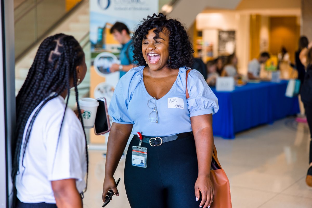 LAWoodwardMD's tweet photo. Today is the first day of medical school for the @UMMCNews class of 2026! This is only the beginning of your journey, and I'm so excited to see the amazing things you will do. Welcome to the UMMC family! https://t.co/ppes6JeeUf