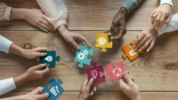 ImpactFPG's tweet photo. Intermediary Organizations can give critical support to #ComplexSystems building #ImplementationCapacity by providing adult learning opportunities, workforce development, coaching, and more. Visit our June issue of the #BuildUpNC quarterly to learn more! https://t.co/niCg8kFCo1 https://t.co/9UuA61UE6E