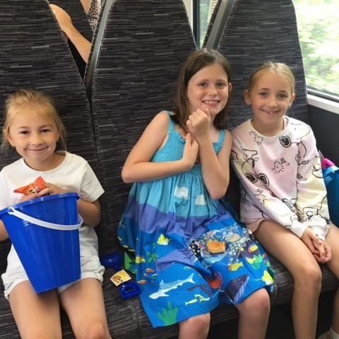 ESSCRP_'s tweet photo. Photo's from yesterday of our FIRST Bucket & Spade Train of 2022, It was a great day enjoyed by many and we can't wait to do it all again on the 16th August!
#bucket #summer #familydayout #thingstodothissummer #beach #essex #train #communitynetworkrail https://t.co/VnldVr0dx8