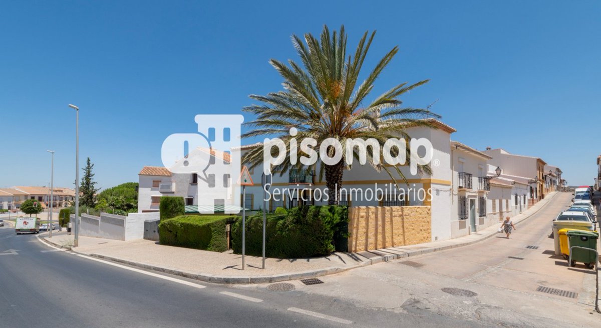 pisomap's tweet photo. ☀ Casa en zona tranquila  📯 MENOS de 90.000€ 📯
Esta #dreamhome está situada en un zona tranquila de Antequera, lista para decorarla a tu gusto y donde disfrutarás de todo su espacio y luminosidad

🏡 Una vivienda de 149m2
Más info 👇
https://t.co/2vJwBZI2yA https://t.co/cdmJ0id5GE