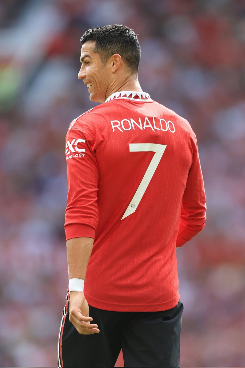 CristianoXtra_'s tweet photo. Abel Xavier (Ex-Liverpool):

PL golden boot?

"It's obvious that Cristiano will always have a say. So if we look at history, he was the top scorer at Juventus, in a less positive time for United's collective, he was the top scorer. He will focus on responding within the field." https://t.co/LIlJmY6xab