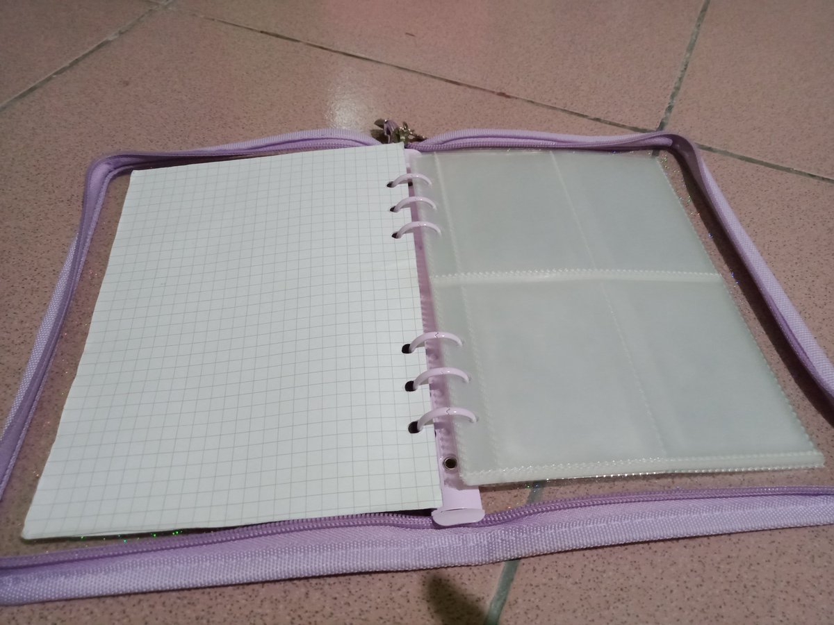 deladel_04's tweet photo. Wts binder / kolbuk 4p ✨

•300k(boleh nego tapi jangan sadis)
•masih mulus 85%
•free 60 pcs sleeve
•dom kalteng(palangka raya)

yg minat bisa komen atau langsung dm aja yaa.
#collectbook #kolbuk #WTS https://t.co/4vIEYWzkR9