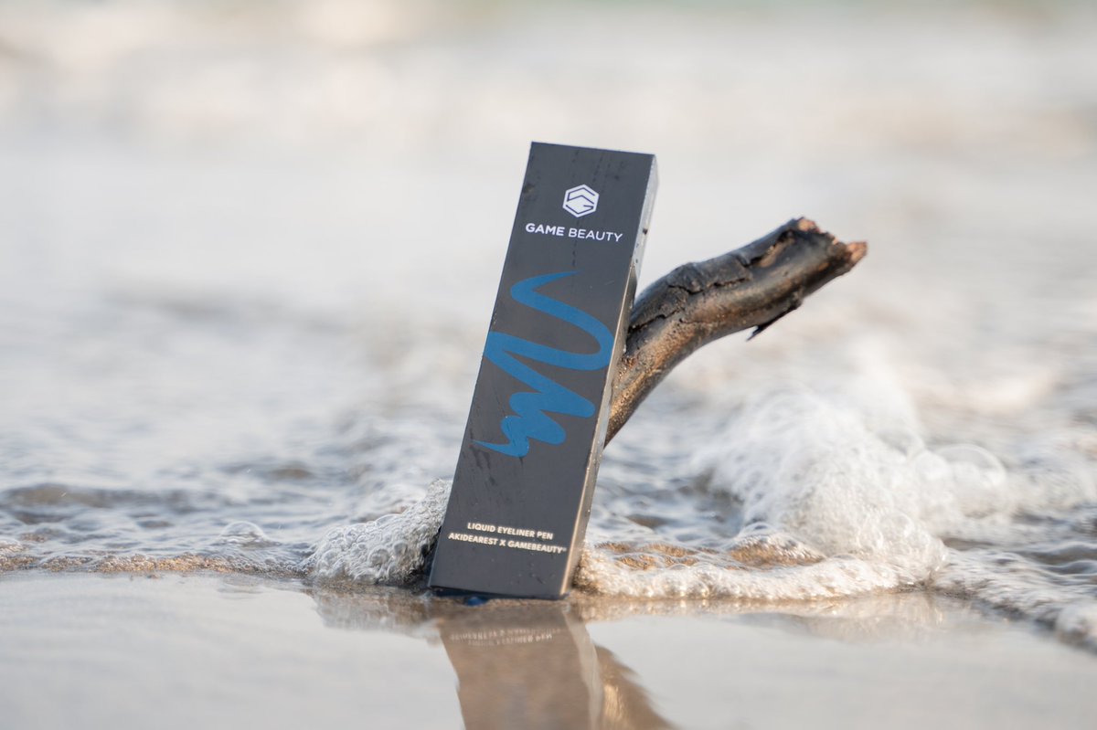 GameBeauty's tweet photo. 🌊Dive into the deep ocean with Trench, a dark navy blue in our water resistant liquid eyeliner formula, in collaboration with @akidearest
.
🌊Pre-order our new eyeliner collection on https://t.co/sorKce3tiq tomorrow at 11am EST!
.
#gamebeauty #akidearest #makeupcollab #eyeliner https://t.co/Lr7xPcWGOA
