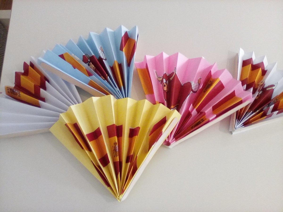 EvermoreCare's tweet photo. We've been round the world at Ashton Manor and landed in Spain! 

The residents loved creating these beautiful Spanish flags 💃 https://t.co/Akfcz3G1Ii