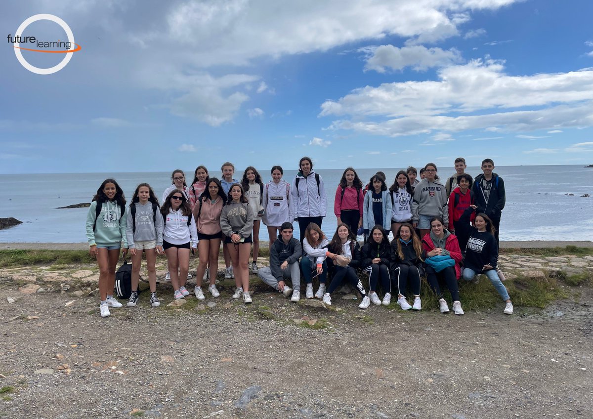 flireland's tweet photo. Our #YoungLearner #STEAM #students recently took a visit to beautiful Bray! 🌊
#BrayBeach is a wonderful place to visit, especially during #summer time when the weather is good, as you can visit the famous #BrayHeadCross which was built in 1950 and is 791ft above Bray beach! 🏖️ https://t.co/l8CsLNXVjL