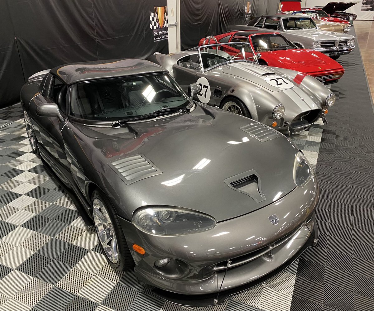 RKMotors's tweet photo. "We all have much more in common than we have difference." -- Ernest Gaines
#Dodge #Viper #SRT #Shelby #Cobra #BackdraftRacing #Ferrari #Pontiac #GTO #PontiacOnly #MoParOrNoCar #MoParFam #FordPerformance #SportsCar #ClassicCars #AmericanMuscle #V8 #America #USA #Cars #RKMotors https://t.co/W2rNLrCIgx