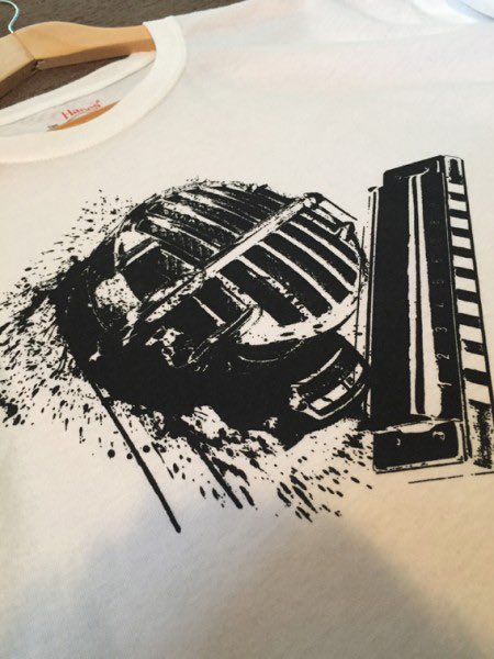 RWHarmonicas's tweet photo. Vintage Mic and Harp Tee Shirt; https://t.co/8rOCjRS0Un @RWHarmonicas #Musica #music #NewMusic #ShopMyCloset #shoppingstar #shopping #Microsoft #fun #family #StrangerThings #Online #business #MONEY https://t.co/wBToHYaURr