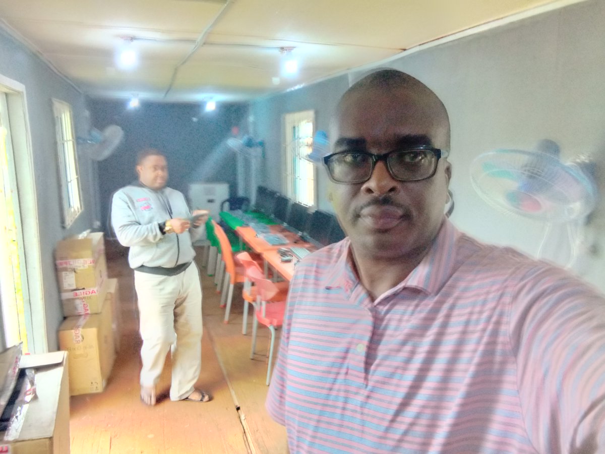 MOrek STEM Network tweet media