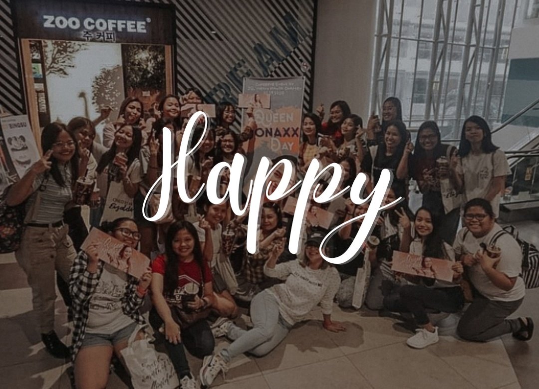 keiyisia's tweet photo. This is not just a fandom, this is a family. The warmth of the JSLs filled with love and appreciation. Thank you for this family, Jonaxx. Happy 9th Anniversary, JSLs!

#EterNINEtyWithJSLs https://t.co/fjCeaOkUXn