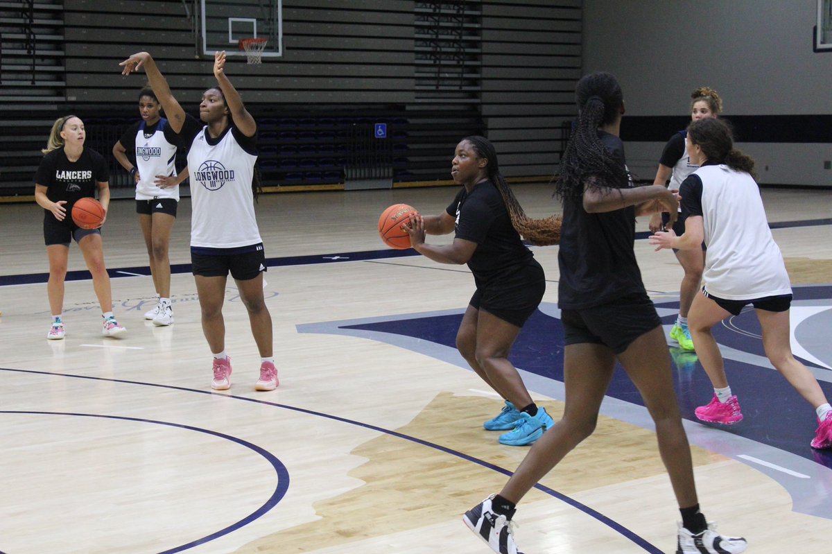 LongwoodWBB's tweet photo. We miss it!
•
•
#GoWood #TheRightSTUPH https://t.co/nGnLdID2il