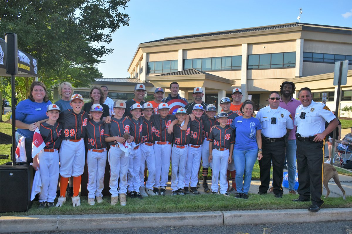 eveshamtwp's tweet photo. 8/3/2022

Another amazing National Night Out from the @EveshamPD is in the books! 

We hope you enjoyed this chance to connect with the Evesham Police, @EveshamFire and all the other first responders and organizations from our community!

See more at https://t.co/g91KCFFQsK https://t.co/n1f1X4PzwK