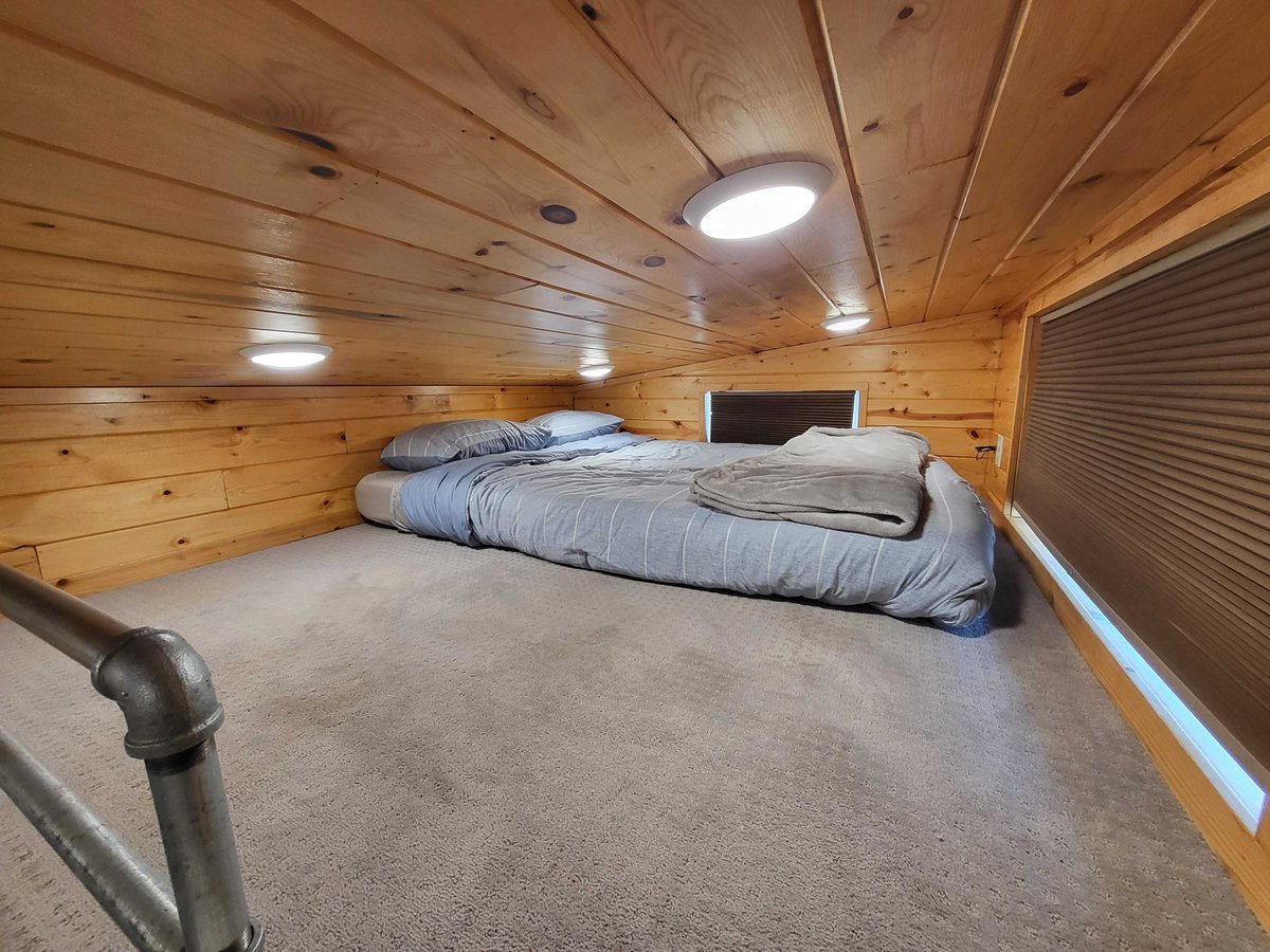 JunctionWestRV's tweet photo. Tiny home https://t.co/9zGjzVd6W8