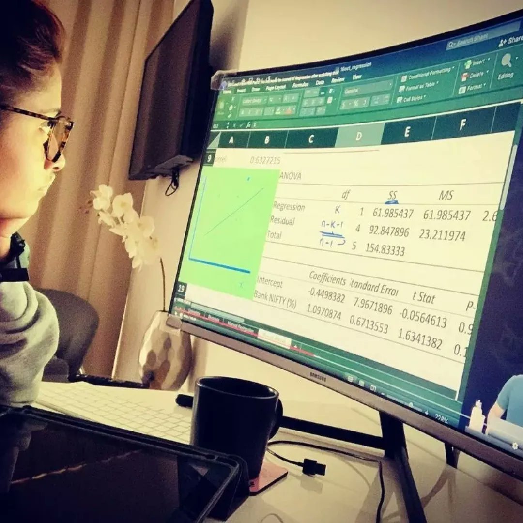 300Hours's tweet photo. Regressing into regressions... anyone else struggle with regressions?

📸 the_brunette_analyst https://t.co/lYCzROE36G