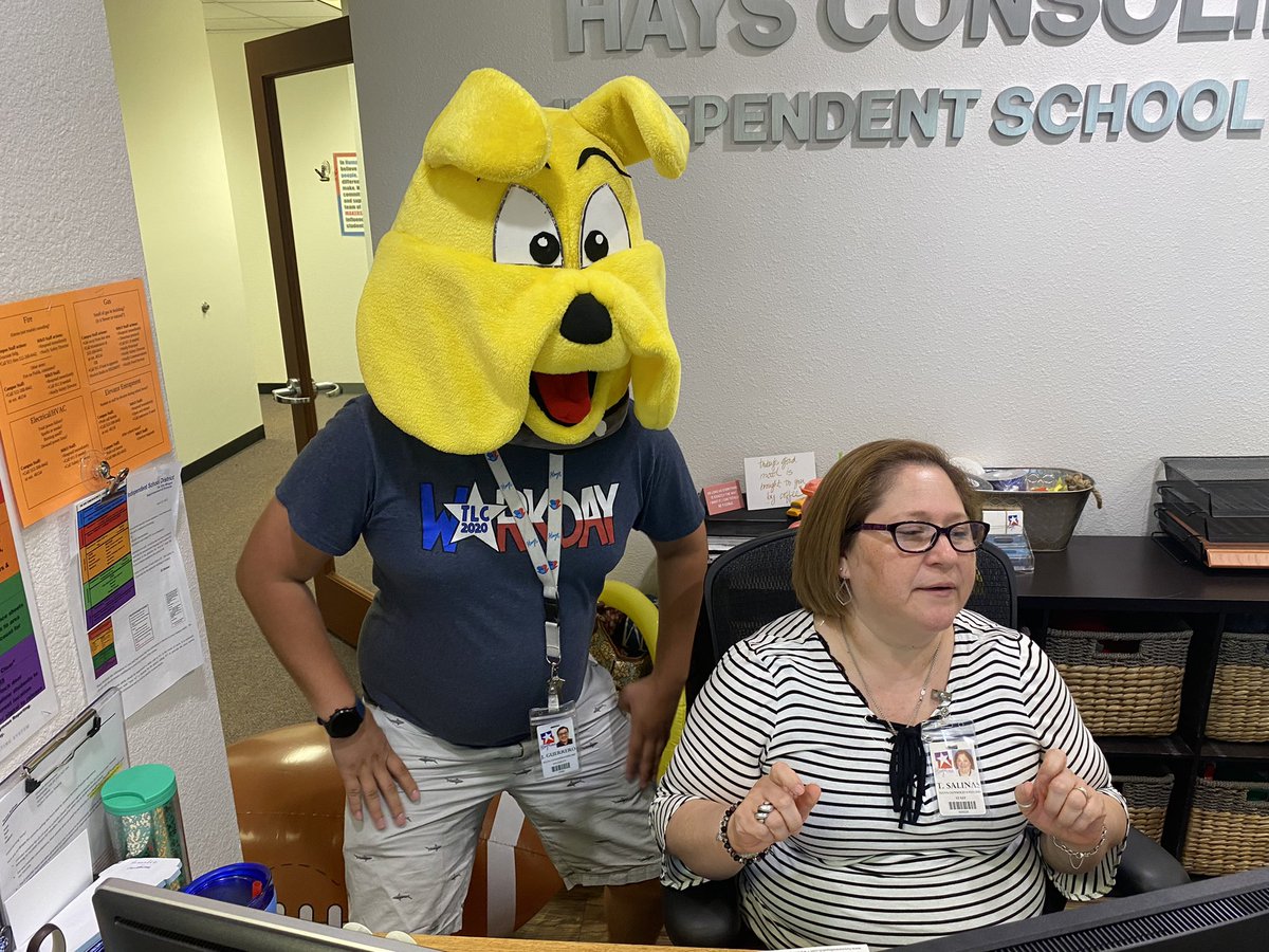 Purpletexasgal's tweet photo. @Buda_Bulldogs @HaysCISD 
Asking the community what education has done for them….starting with the TOP DOGS.😎 #BESTopDog #HopeFealers #EveryKidEveryDay https://t.co/HQyABQdFzZ