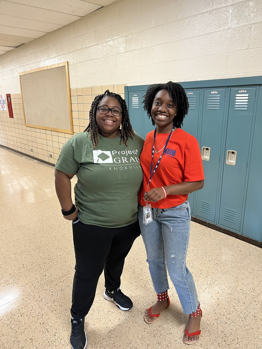 lindsay_davis's tweet photo. From @AustinEastHS to @TTUGoldenEagles. These ladies exude excellence & are both recipients of the Fred Lowery scholarship! One is entering her 2nd year of teaching at her alma mater and one is entering her 2nd year of college as a chemistry major! They are the #RealAE β€οΈπ https://t.co/4NMztZeX6o