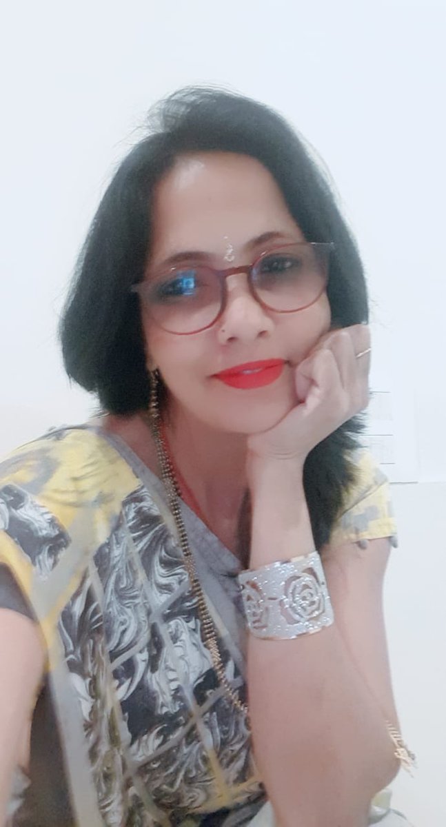 lovely_jagriti's tweet photo. करम  वालों  की  बस्ती में  सदाएं  दी  बहुत हमने 
सभी ने खिड़कियां खोली किसी ने दर नहीं खोला 

 🙏🙏💔💔 https://t.co/bLxRpz2xFB