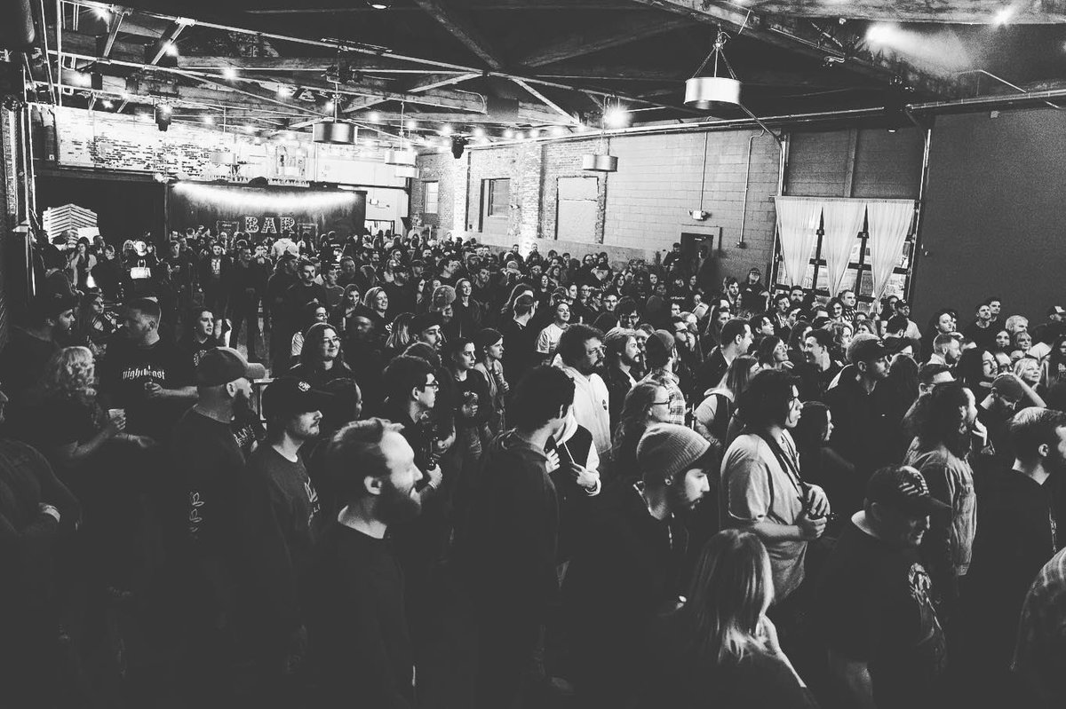 awhileafteremo's tweet photo. Who’s ready to see us perform at @IsForLoversFest ?? LETS GO KANSAS. Drop a “🌊” if you’re as stoked as us!! 🖤
Presented by @HawthorneHgts // @WaveWichita
#Emo #PopPunk #IsForLovers #HawthorneHeights #Kansas #WaveICT https://t.co/zqeViKGB0W