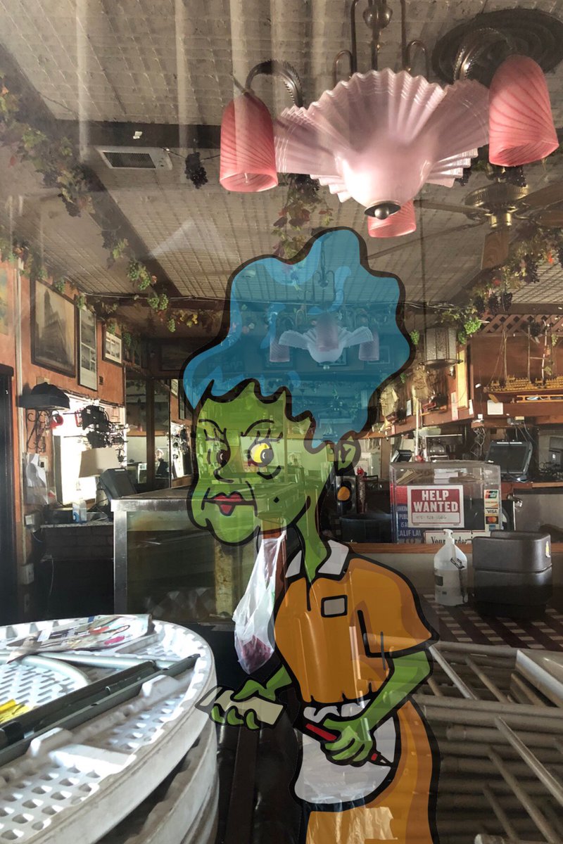 BayCryptids's tweet photo. Lois got stiffed, 1974, after a #billgraham concert, #vomit, broken furniture, she never forgot, she never forgave, it never happened again…ever. #waitress #ghost #tip #diner #spirit #haunted #SanFrancisco #bar #working ##waterfront #revenge #baycryptids #arthursking https://t.co/syRA0E9xJY