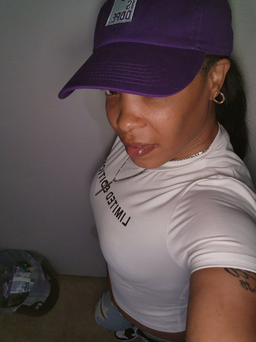 loveDestiny_day's tweet photo. Living and loving life #GodFirst #Neveranoption https://t.co/ryoUPHyFWL