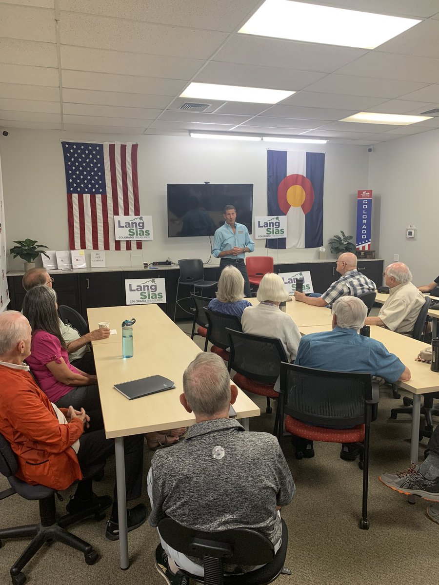 LangSias's tweet photo. Great morning up in Boulder County speaking to voters. Coloradans are ready to return an advocate for the taxpayer back in the State Treasurer’s office. #copolitics #ColoradoCommonSense https://t.co/wD52cvitL9