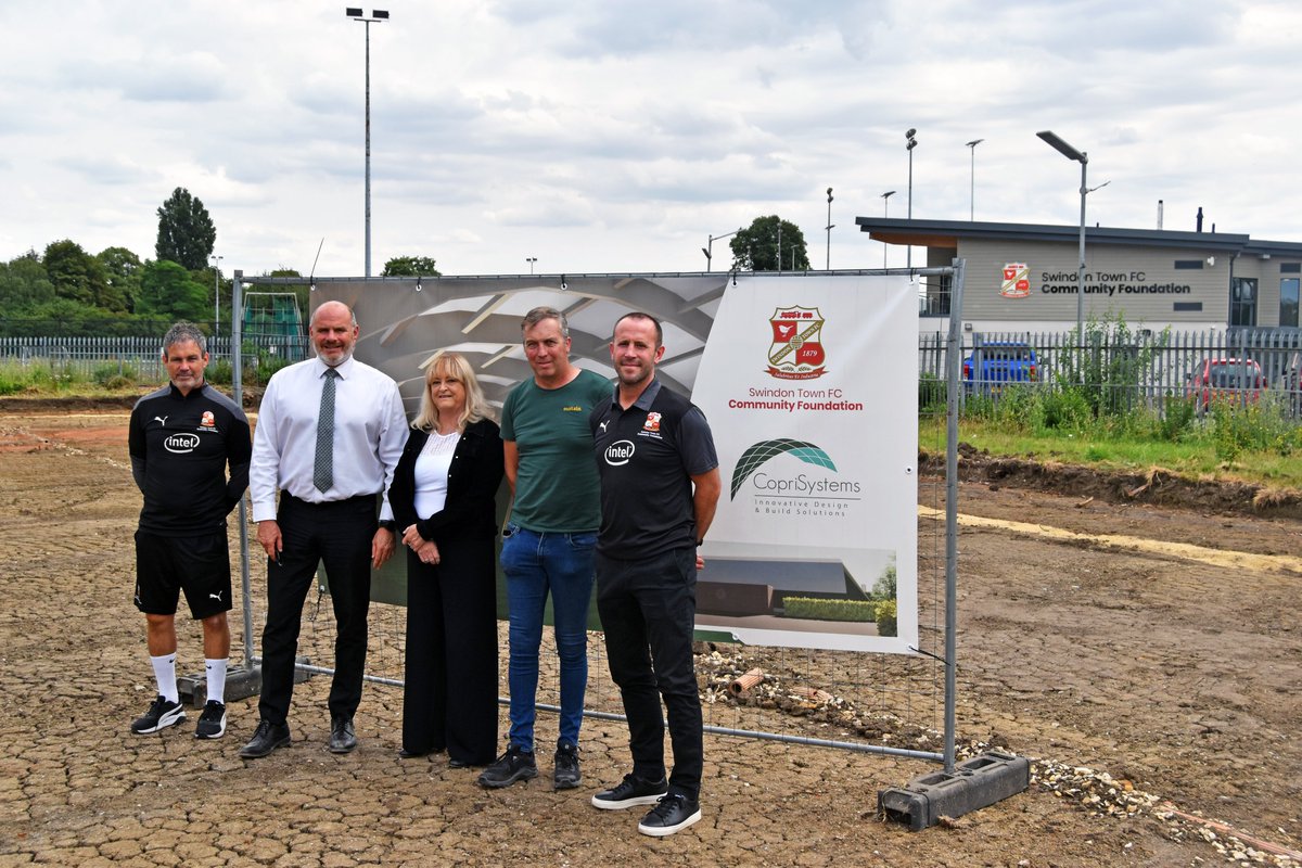 STFCfoundation's tweet photo. ANOTHER EXPRESSION OF GRATITUDE to @CrapperAndSons and @HillsGroup for awarding us with a substantial grant towards our new Indoor Facility through the Landfill Communities Fund and @CommFirstWilts.

Read the full story here:
https://t.co/PeA2XBFruT

🔴⚪️⚽️ #ProudToBeSwindon https://t.co/PNaBm2vRF0