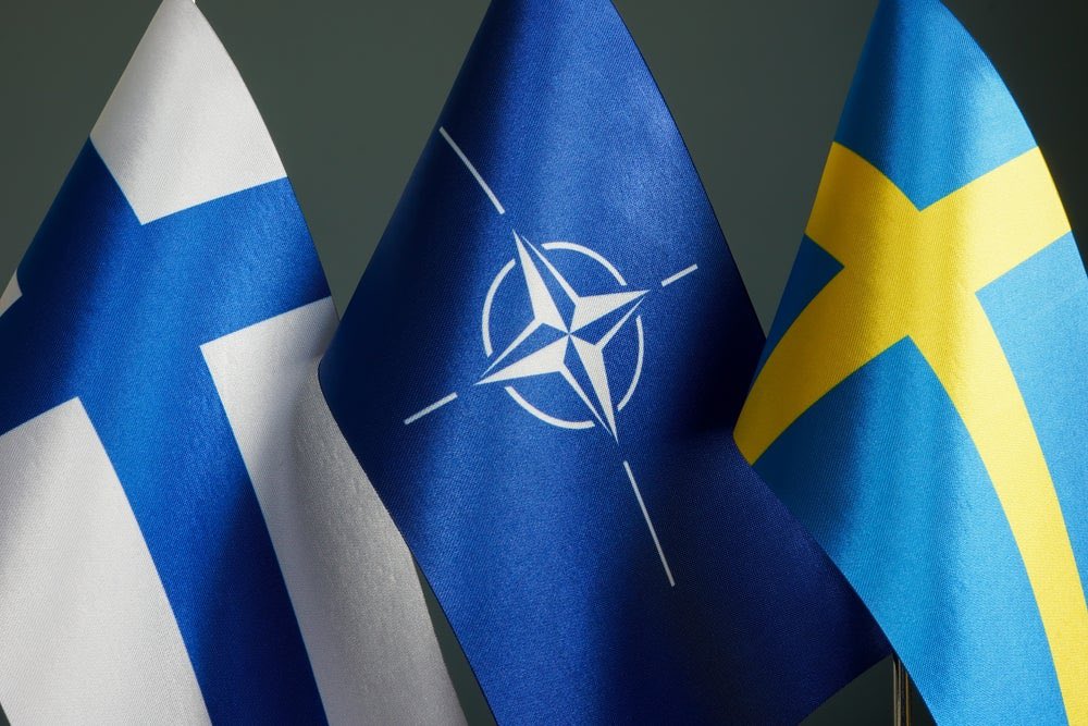 MatteoPugliese's tweet photo. The Italian Parliament just ratified the accession of #Finland and #Sweden to #NATO by a very large majority 🇮🇹

It’s great to welcome two of the most advanced democracies in our defensive alliance #StrongerTogether 🇸🇪🇫🇮 https://t.co/snLs0G4TvS