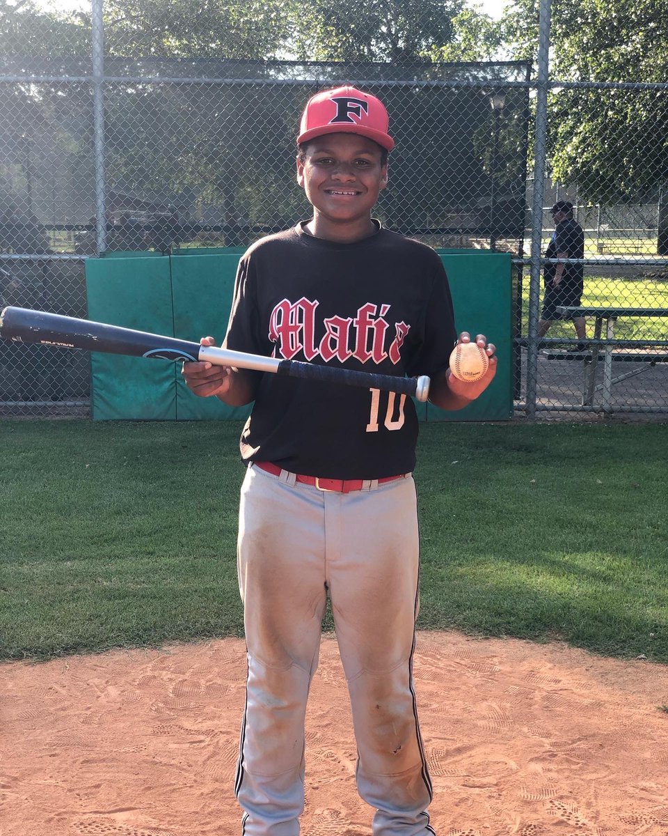 TraeClyburn10's tweet photo. Wood bat walk off home run in the bottom of the 6th to the deepest part of the park.
#WalkOffChamps https://t.co/u9yMa21KbH