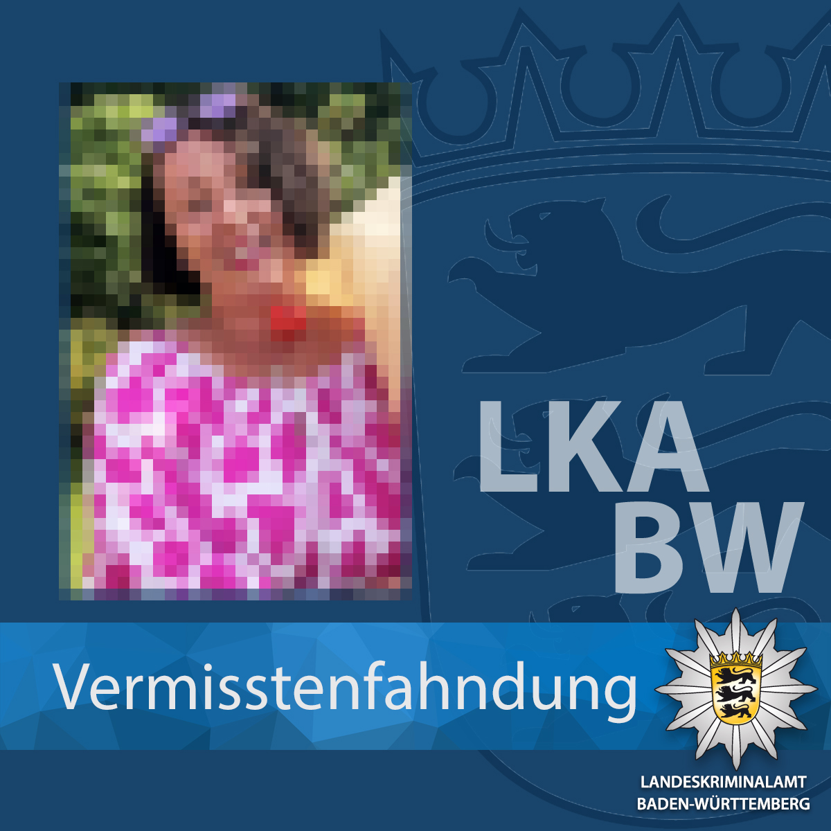 LkaBaWue's tweet photo. #Vermisstenfahndung - Bitte RT! 👉 Seit Sonntag wird eine 52-jährige Frau aus #Neckargmünd  vermisst. Sie ist evtl. in einer hilflosen Lage und braucht Hilfe. 

Zur Fahndung ▶  https://t.co/YTtNXq7Qa3

#LKABW #BereitfürSicherheit https://t.co/GKWVUu2Fht