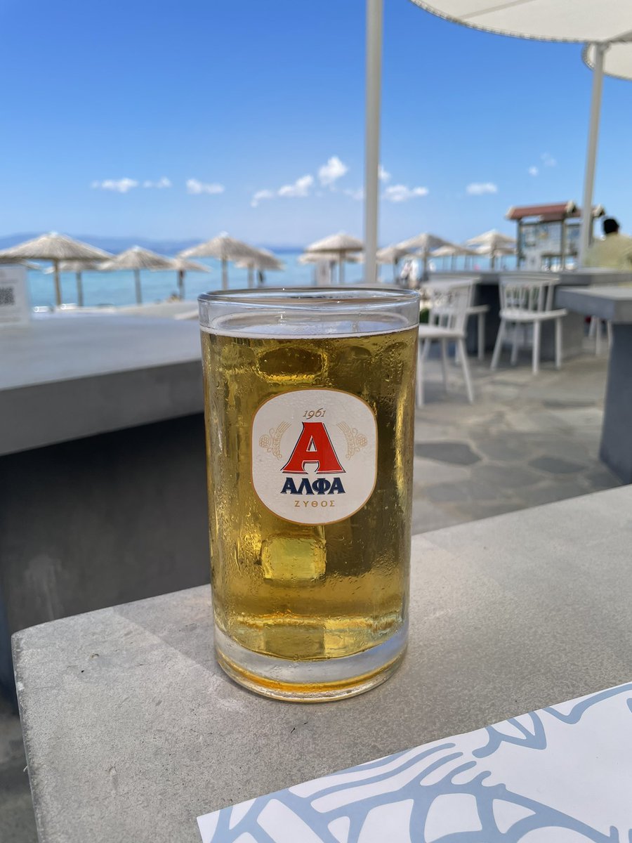 P_Nicky's tweet photo. Pint of Alfa, Kassandra, Greece https://t.co/TTQTtg612l