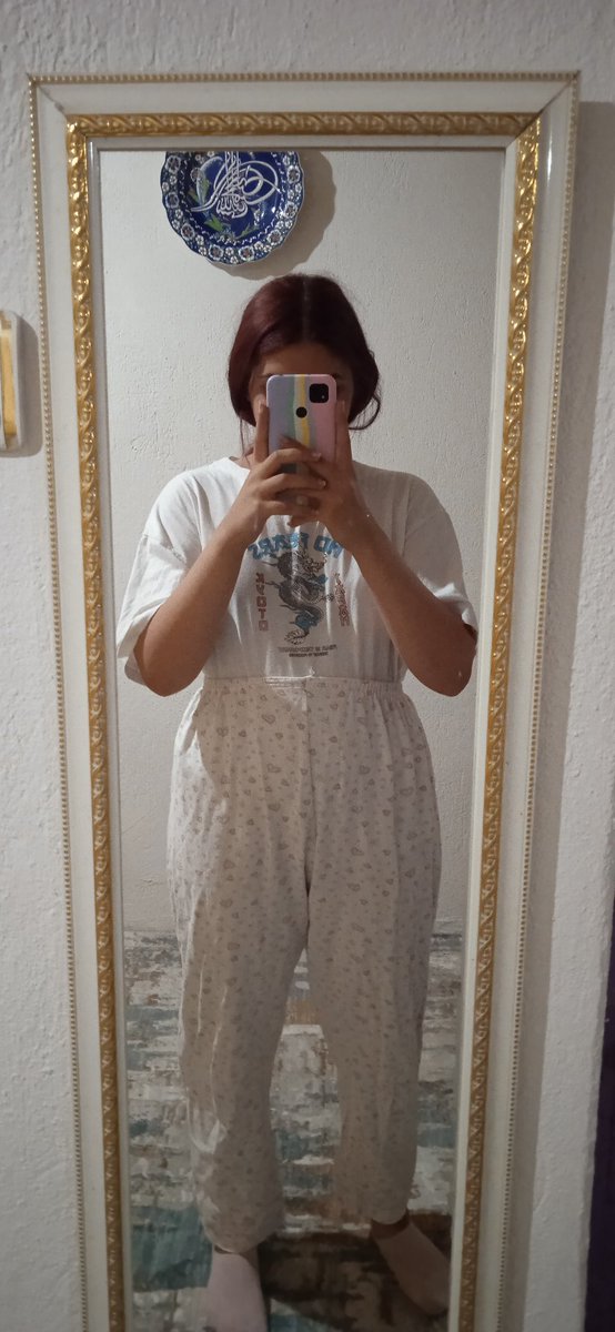inciigibiyyizz's tweet photo. Kızlar sevgilinizi almam 2 dakika sürmez 😛 https://t.co/TWfVyyCfeV