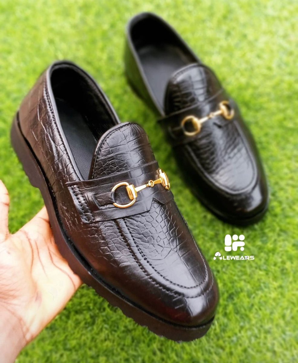 alewears1's tweet image. Laced up vs Loafers

Whats your pick?!

Available  in all sizes
Lagos,Nigeria
Delivery Nationwide

For 20k Each

ASUU Mama Dollaz Jaruma Jackie chan De Jong

Laced up.                Or.                   Croc Loafers