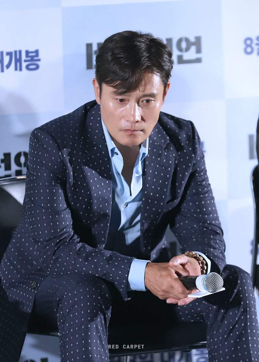 bhredcarpet's tweet photo. 220801 비상선언 라이브톡 #이병헌 https://t.co/pmqEFXlmhJ