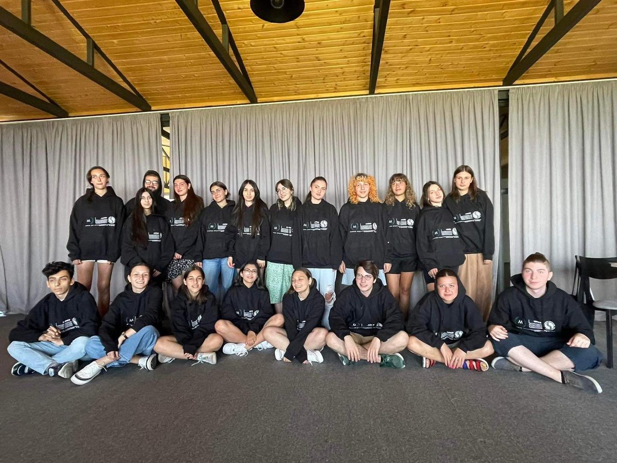 FranklinClubGeo's tweet photo. 🎯20 outstanding students from all over Georgia participated in our alternative dispute resolution camp in #Kakheti, which was organized in partnership with #ADREE, University of #Georgia and Magnum Opus Consulting. Trainings were led by ADREE's Nata Sturua and Ana Khurtsidze. https://t.co/oQCR1dq49V