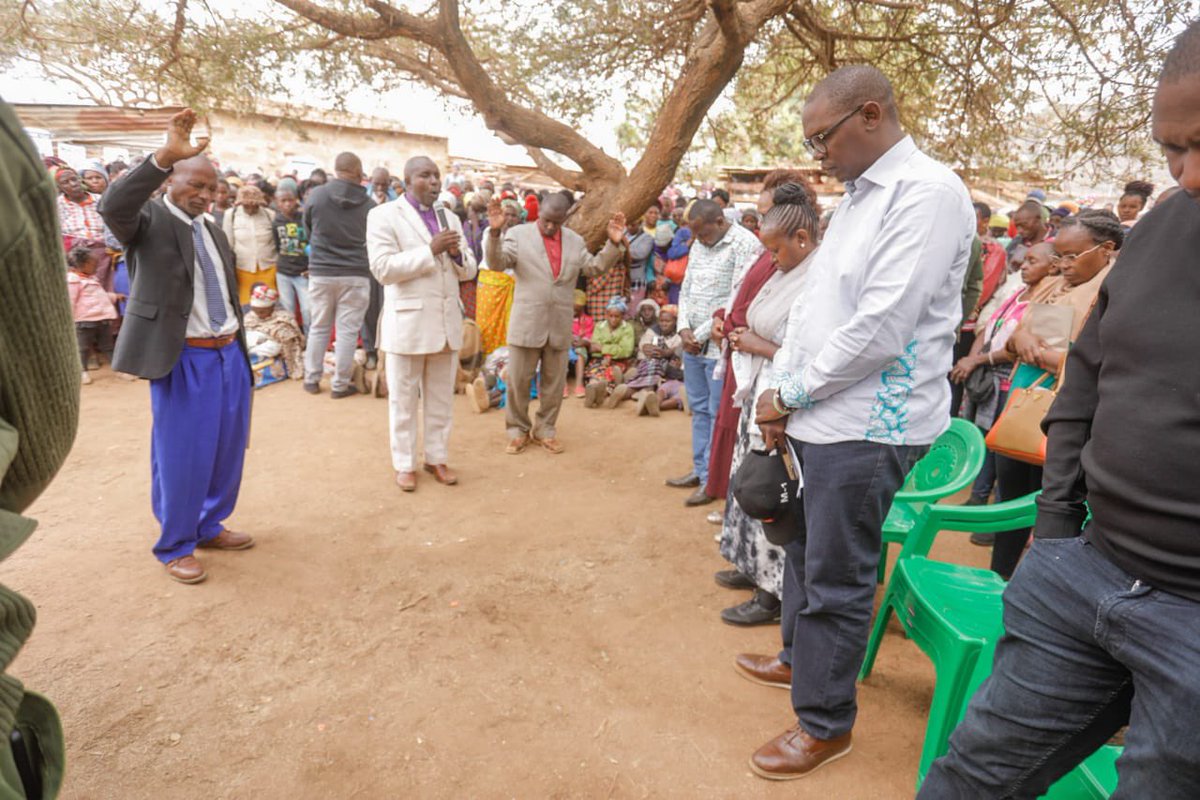 NziokaWaita's tweet photo. Thank you Kisiiki, Ndalani for the wonderful welcome !! Thank you for supporting team #WaitaNaSuluhu https://t.co/o14M7rxA5v