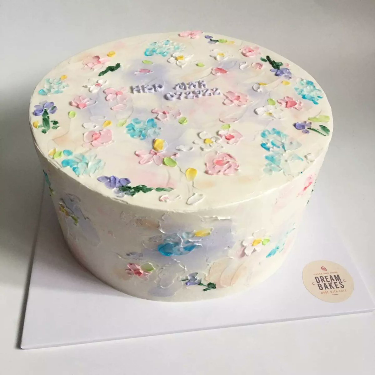 dreambakesph's tweet photo. Floral cakes 💐
.
.
.
#dreambakesph #minimalistcakes #koreancake #lunchboxcake #bentocake #koreanlunchboxcake #floralcakes #paintedcake #paintedflorals #paintedcakes #cakes #cakesph https://t.co/XNz3Ht2bHD