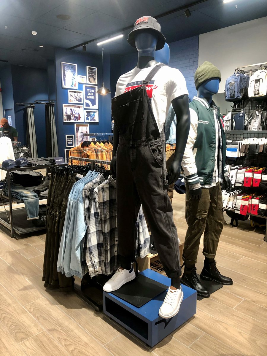 BaywestmallPE's tweet photo. Denim is a way of life ๐
Get your fashion fix at the brand-new #relayjeans store in Baywest Mall - offering premium branded jeans, men's clothing and accessories ๐
๐ You'll find the new store on the Upper Ground between Entrance 3 & 4. https://t.co/K9VQ2a8N4U
