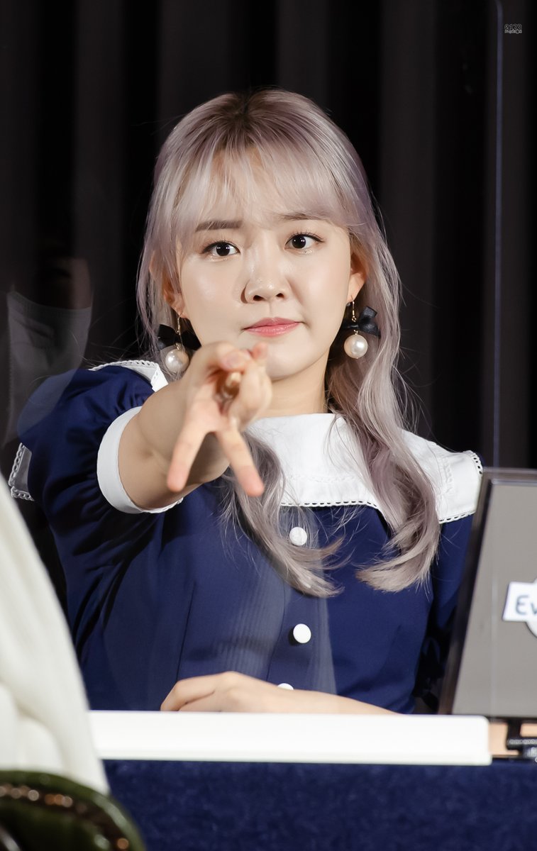 0123_YH's tweet photo. 20220402 팬싸인회 #윤하 #YOUNHA

갸루피스 처음 배우시던 날 https://t.co/o7YlRq2xzM